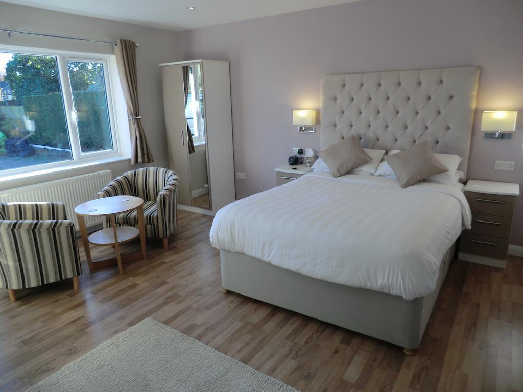 Coombe Dale Accommodation Лулсгейт-Боттом Номер фото